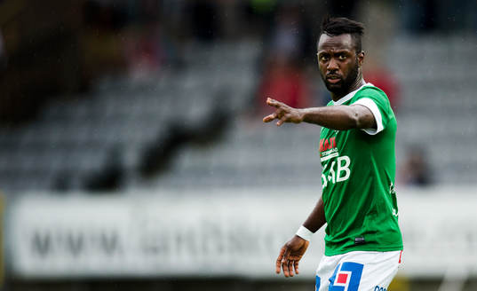 Dulee Johnson, Brage, styr och ställer lite