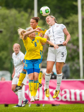 Emilia Appelqvist och Julia Lyckberg, Sverige i nickduell
