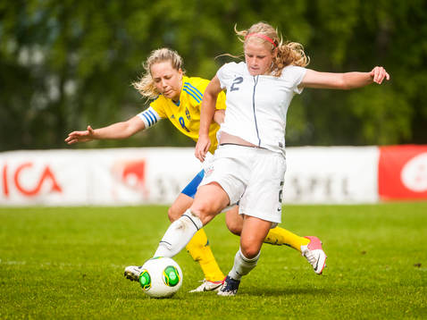 Julia Lyckberg, Sverige och Makenzy Doniak, USA