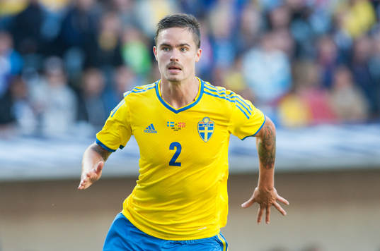 Mikael Lustig, Sverige