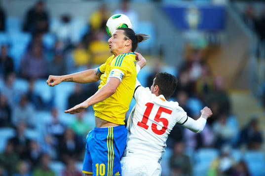 Zlatan Ibrahimovic, Sverige i nickduell med Daniel Mojsov,