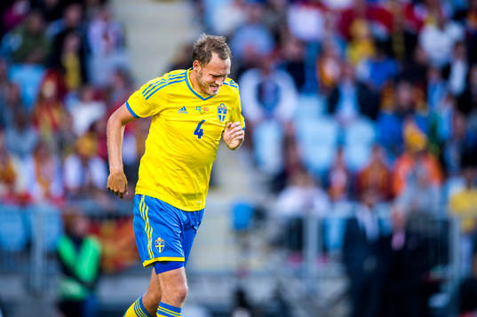 En trött Andreas Granqvist med smärtor i baksidan av
