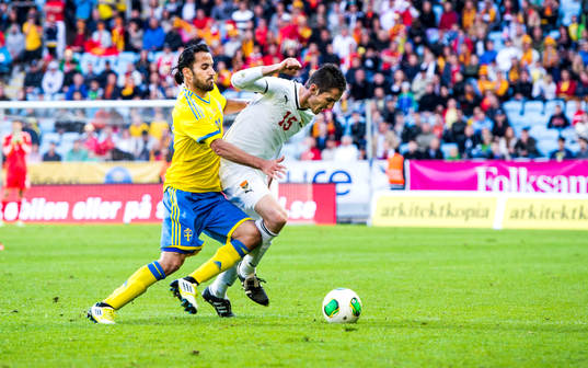 Erkan Zengin, Sverige och Daniel Mojsov, Makedonien