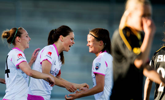 Manon Melis, Sara Björk Gunnarsdottir, Katrin Schmidt, LdB