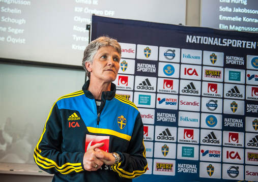 Pia Sundhage, Förbundskapten för Sveriges damlandslag