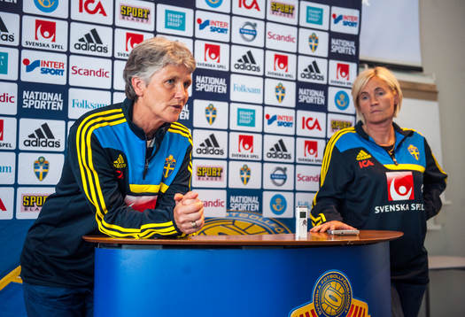 Pia Sundhage, Förbundskapten för Sveriges damlandslag och