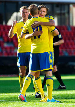 Simon Thern kramar om Sam Larsson, Sverige