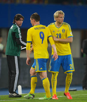 Kim Källström ut och Ola Toivonen, Sverige in