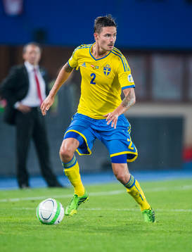 Mikael Lustig, Sverige