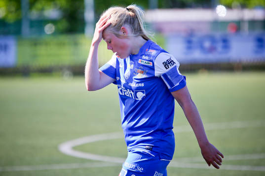 Sunnanås lagkapten Carina Holmberg deppar