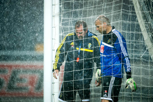 Träning på Friends Arena. Erik Hamrén, förbundskapten