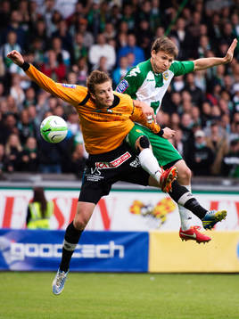 Varbergs Alexander Mellqvist och Hammarbys Billy Schuler i