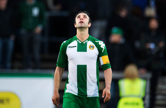 Hammarbys Kennedy Bakircioglu deppar när han lämnar planen