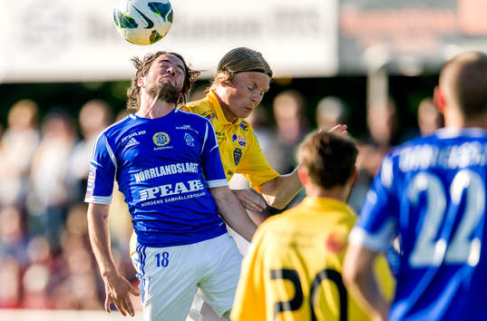 Nickduell mellan Robin Sellin, Sundsvall, och Johan Svahn,