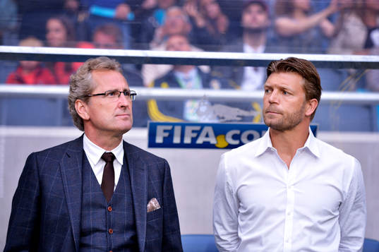 Sveriges förbundskapten Erik Hamrén och players manager