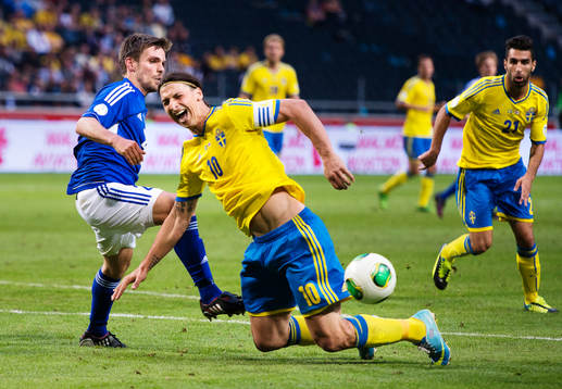 Färöarnas Jonas Tor Näs fäller Sveriges Zlatan