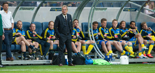Marcus Allbäck och Erik Hamrén, förbundskapten, Sverige,