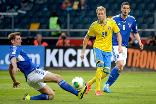Sveriges Ola Toivonen i matchen mellan Sverige och