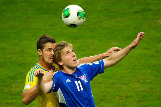 Per Nilsson, Sverige och Joan Simun Edmundsson, Färöarna