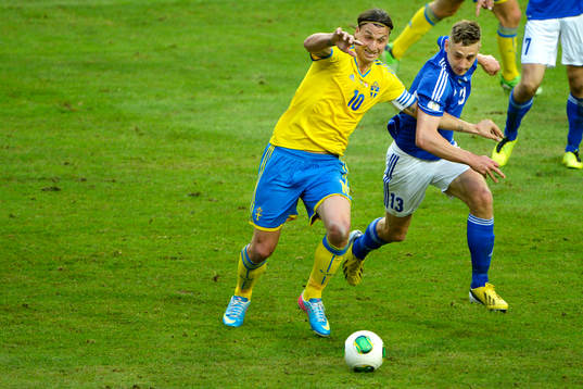 Zlatan Ibrahimovic, Sverige och Pol Johannus Justinussen,