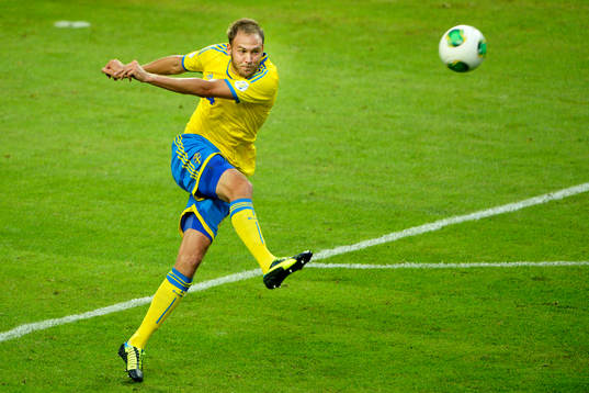 Andreas Granqvist, Sverige, skjuter