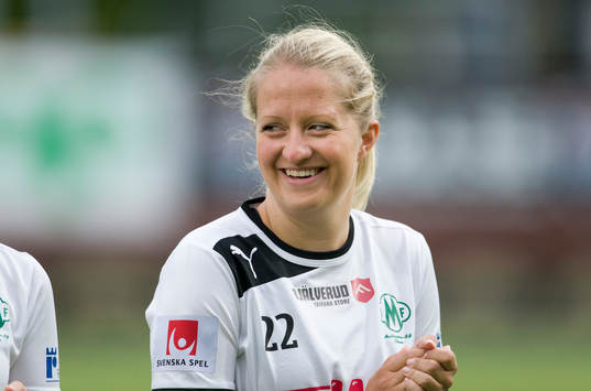 Emma Asp, Mallbacken