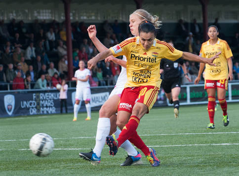 0-1 Marta, Tyresö
