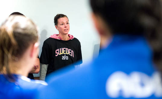Lotta Schelin