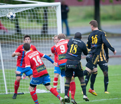 Ekrem Dibrani, Hässleholm, nära nicka i mål