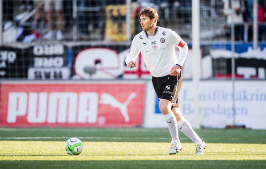 Magnus Wikström, Örebro SK  i matchen mellan Örebro och