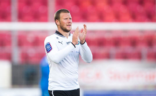 Peter Samuelsson, Örebro SK i matchen mellan Örebro och