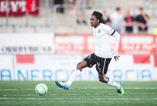 Ayanda Nkili, Örebro SK  i matchen mellan Örebro och