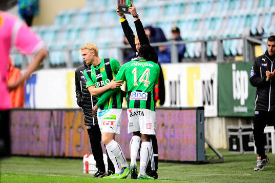 Mohammed Abdulrahman, Gais byts ut mot Linus Tornblad