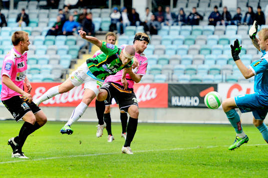 Andreas Augustsson, Gais nickar in 3-0 bakom Bill