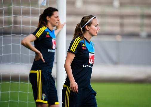 Lotta Schelin och Kosovare Asllani
