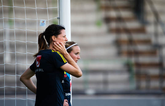 Lotta Schelin och Kosovare Asllani