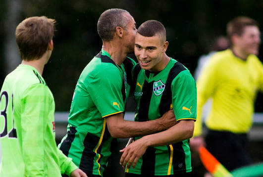 Henrik Larsson, Högaborgs BK kramar om sin son Jordan