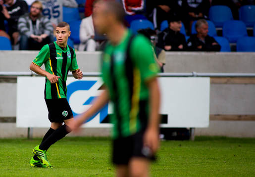 Jordan Larsson, med sin pappa Henrik Larsson i förgrunden