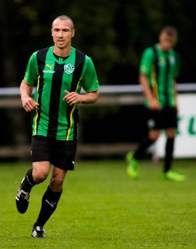 Henrik Larsson spelar en match