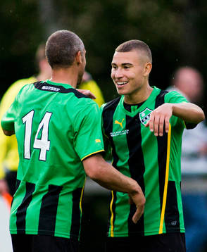 Henrik Larsson, Högaborgs BK kramar om sin son Jordan