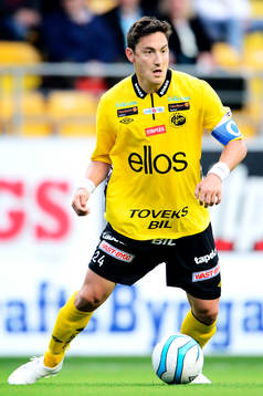 Elfsborgs Stefan Ishizaki med bollen i
