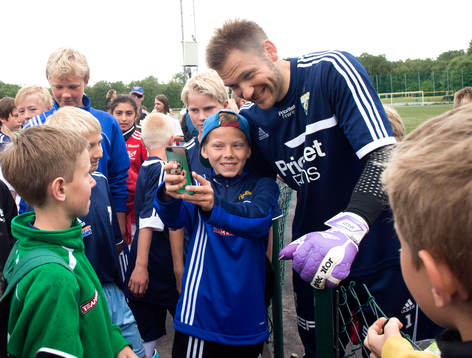 Ungdomar från IFK Göteborgs Summercamp 2013 besökte