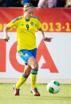Sveriges Kosovare Asllani i träningslandskampen mellan
