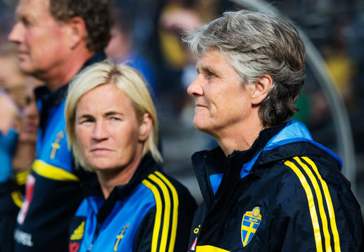 Sveriges assisterande förbundskapten Lilie Persson och