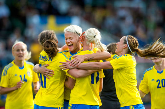 Sveriges Nilla Fischer jublar