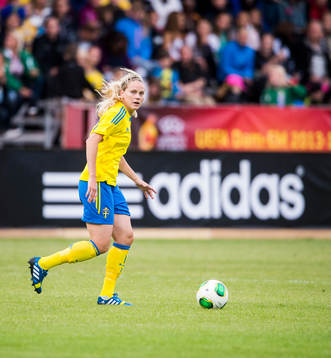 Sveriges Lisa Dahlkvist i träningslandskampen mellan