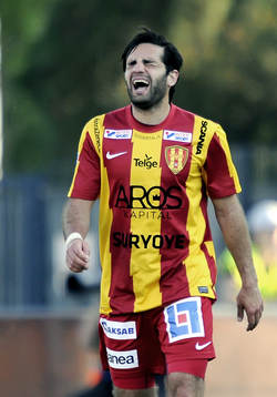 Syrianska nr 25 Christian Demirtas skriker