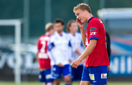 Örgrytes Oskar Wallén deppar efterslutsignalen i