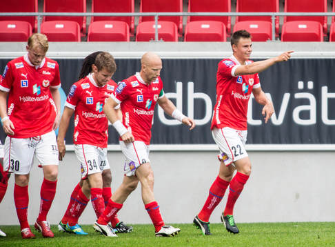 Melker Hallberg, Kalmar FF, gör 1-0