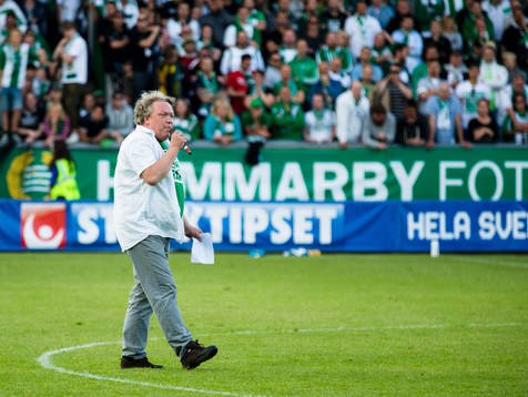 Leif Andrée håller ett tal
